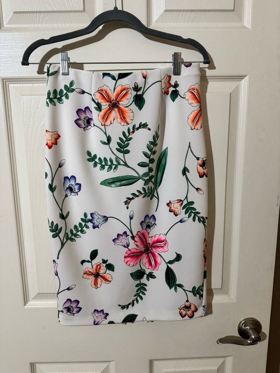 Express Dresses & Skirts - Express White Floral Pencil Skirt with Pink, Orange & Purple Blooms